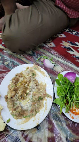 فول وفلافل هاجر - الضيافة