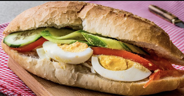 بوفية جباتي البيضاء - الضيافة