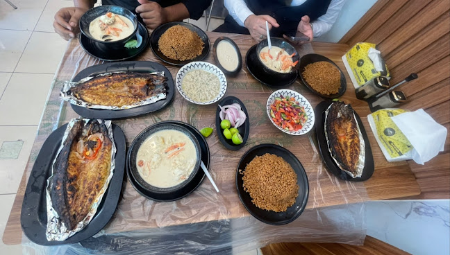 Comentarii opinii despre مطعم طرح البحر للماكولات البحرية