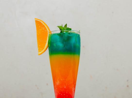 كوفي ولاونج ياني - الرياض