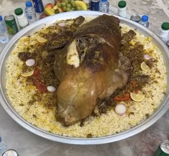 Comentarii opinii despre مطبخ النخبة للمندي والحنيذ بالمرخ (حجز مسبق)