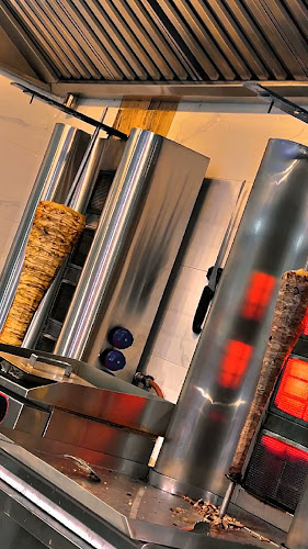 Comentarii opinii despre صندويشة شاورما