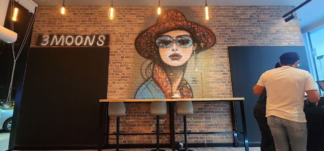 ثري مونز-3moons - القطيف‎