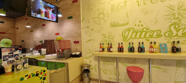 جوس سيكريت - الضيافة