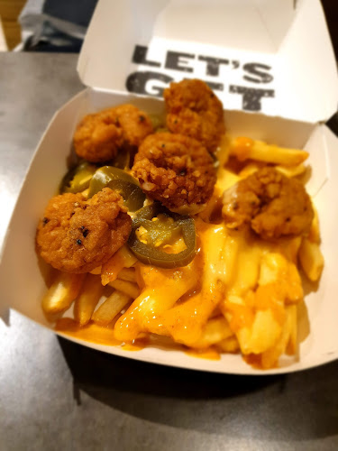 هارديز - الضيافة