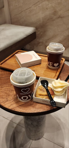 Opinii despre وايت هارت كافية în جدة - الضيافة