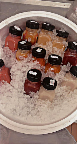 Opinii despre عصيرات الروضه în المدينة المنورة - الضيافة