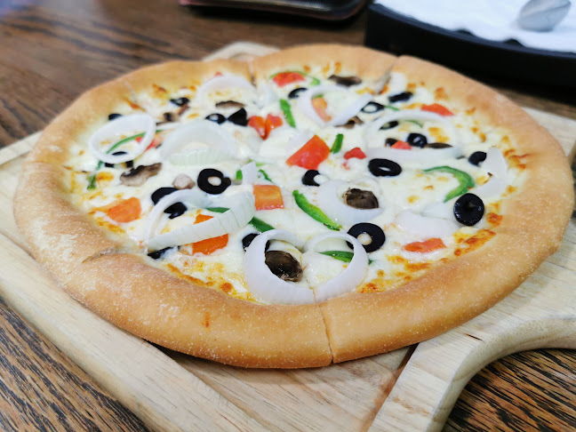 طبق البيتزا