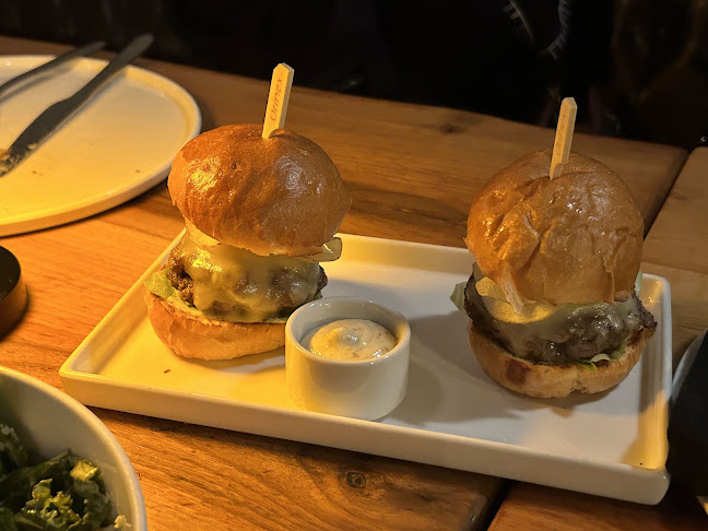 Opinii despre مطعم بورتر هاوس în الرياض - الضيافة