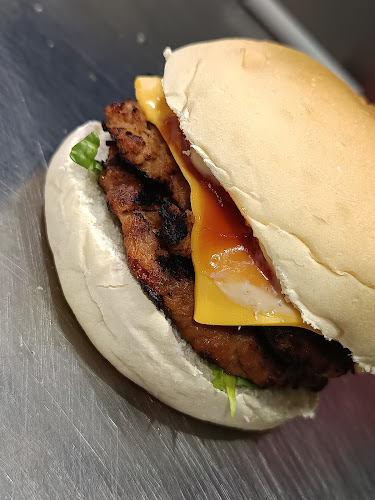 Opinii despre وطني برغر în جدة - الضيافة