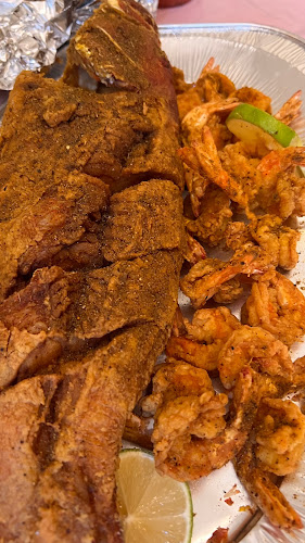 Comentarii opinii despre مطعم لؤلؤة البحر الاحمر للاسماك (البرك وعمق)