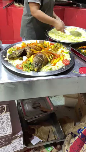 مطعم نواجل البحار للمأكولات البحرية nazill fish restaurant - مستورة