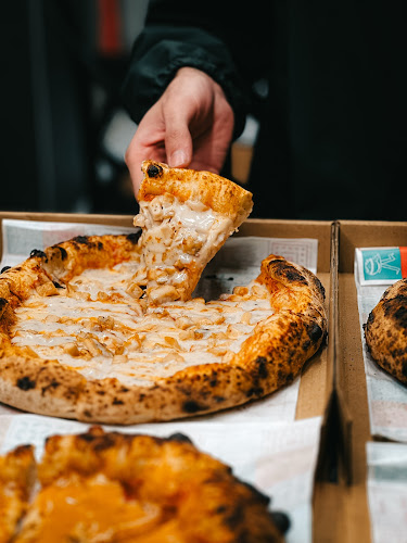 Opinii despre مطعم كركر | KARKAR în المدينة المنورة - الضيافة