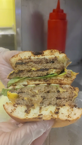 امريكانو برغر عالفحم منذ عام ١٩٧٩