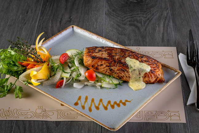 مطعم ولاونج سبيشلو