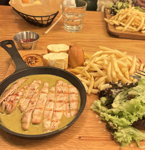 Opinii despre Swiss Butter - Al Oroba în المدينة المنورة - الضيافة