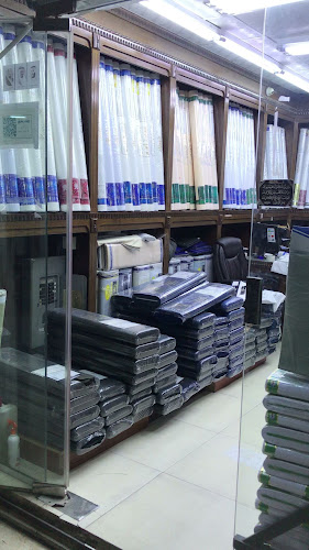 سوق الاقمشة والخياطة-البطحاء