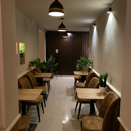 عالم المشاوي للكباب البلدي والمشويات