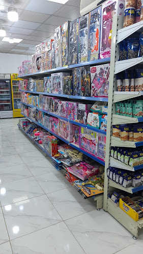 Opinii despre أسواق حور التجاريه în الرياض - الضيافة