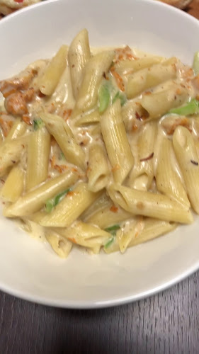 بروكلي بيتزا وباستا - الضيافة