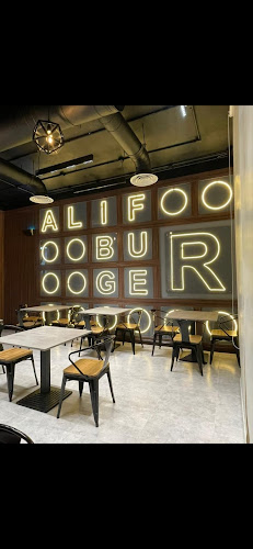 Opinii despre الف برجر în الرياض - الضيافة