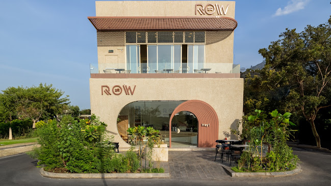 ROW | رو - الضيافة