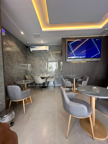 زهور التاج Zuhur Alttaj Coffee - الضيافة