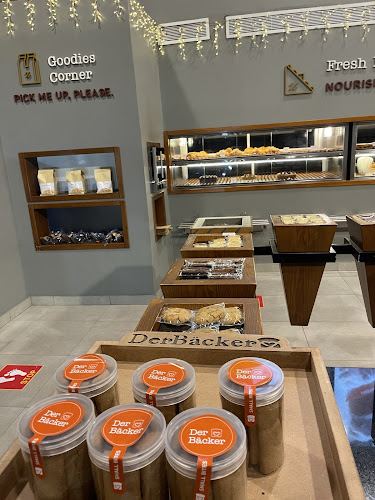 دير بيكر - جدة