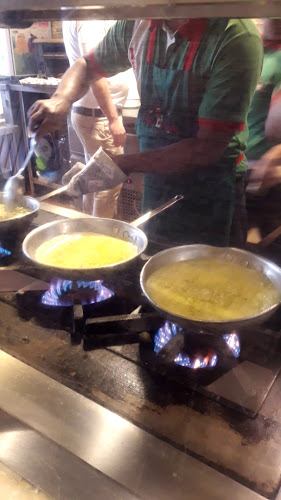 طريق أنس ابن مالك، حي الياسمين، ياسمين بلازا، الرياض