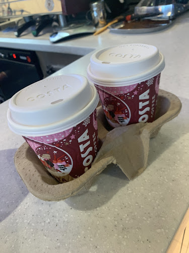 Opinii despre كوستا كوفي în جدة - الضيافة