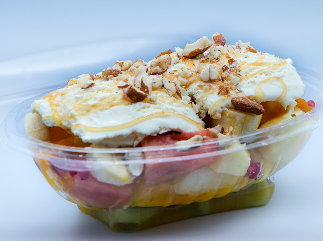 عصيرات بريميم جوس بار