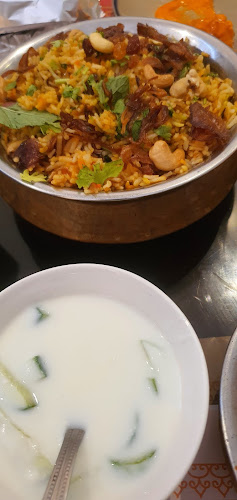 Opinii despre مطعم ومقهى اوشيانا în الدمام - الضيافة