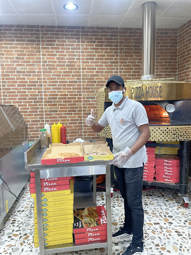 بيتزا هاوس - مكة