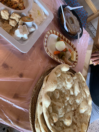 Opinii despre مطعم كباب بوتمبه în الهفوف‎ - الضيافة