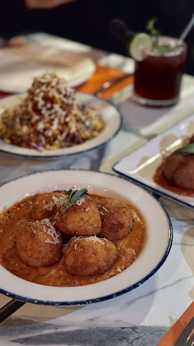 La Terrasse - الضيافة