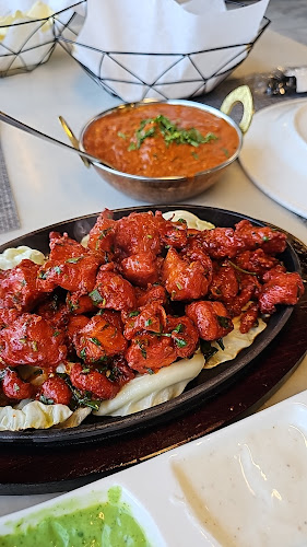 حي, 2202 طريق خالد بن الوليد الفرعي، بئر عثمان، المدينة المنورة 42331 6565،