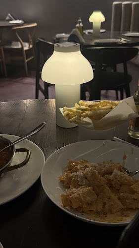 Musa bin شارع موسى بن نصير، العليا، الرياض 12282