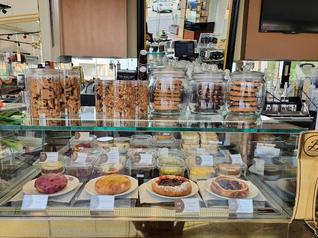 طريق الأمير محمد بن فهد بن عبدالعزيز، الشاطئ الغربي، الدمام 32413