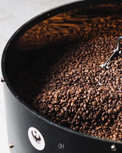 مقهى ومحمصة مختصة | RED EYE COFFEE ROASTERS - تبوك