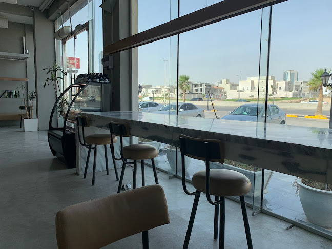 Comentarii opinii despre مقهى ايت اوز 8Oz