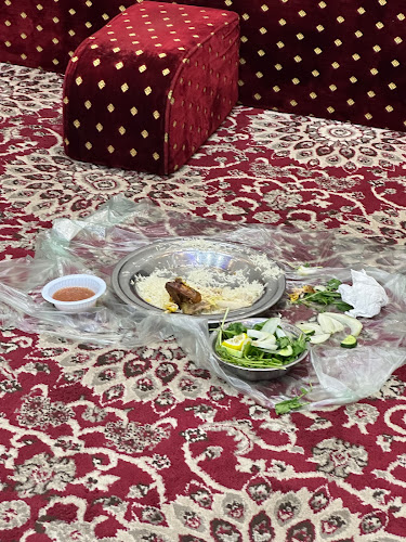 Opinii despre مطعم بركات البخاري în بريدة - الضيافة