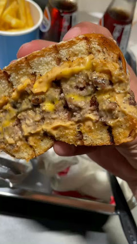 Opinii despre Burger Hub | برجر هب în ينبع - الضيافة