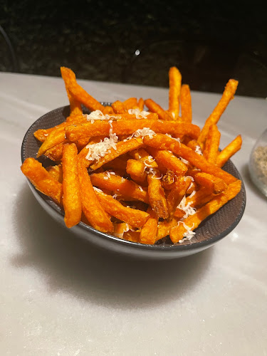 Opinii despre ستامب برجر în الرياض - الضيافة