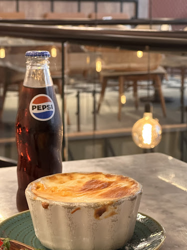 مطعم مقادير