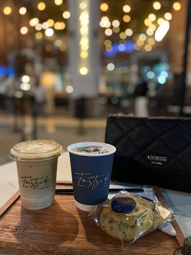 محمصة ومقهى الجانب الشرقي - الضيافة