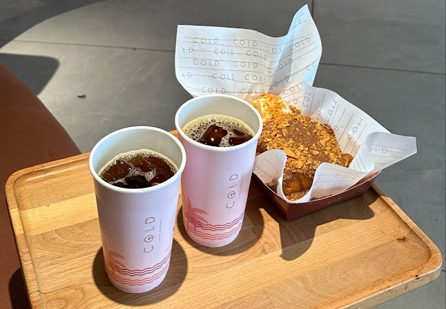 Cold Roastery and Coffee | كولد محمصة و مقهى