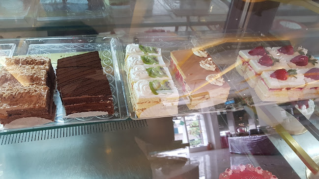 Comentarii opinii despre حلويات يوم يوم