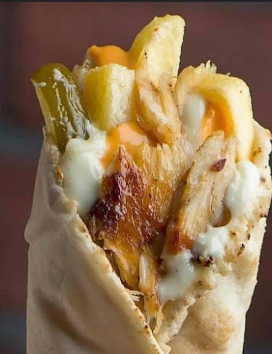 شاورما على الفحم المذاق وجمره - المدينة المنورة