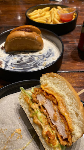 3385 طريق الملك فهد، المنسك، أبها 62523 9902،