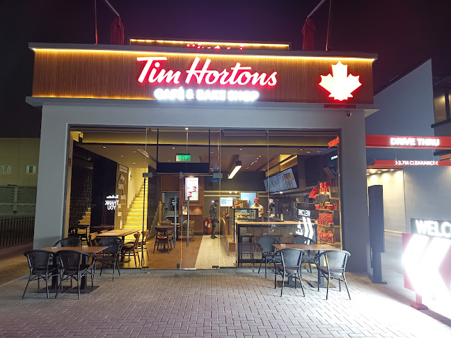 تيم هورتينز . فرع القطيف( الشاطئ) - الدمام